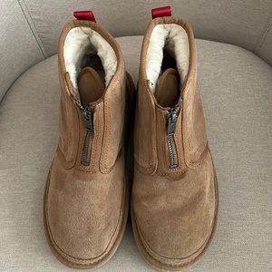 Uggs Neumel zip platforms boots.